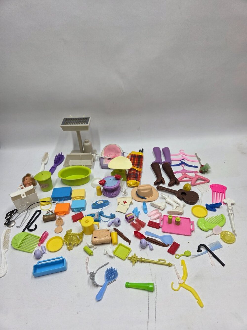 Barbie and Fashion Doll Accessories Lot Boots Bags Doctor - Picture 2 of 11